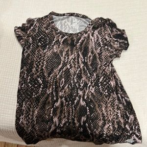 Women’s shirt